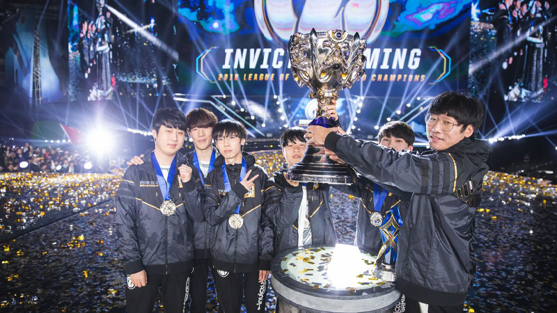 IG绝境翻盘GALA超神发挥，TheShy纳尔完美进场Rookie沙皇禁军之墙，决战Faker！